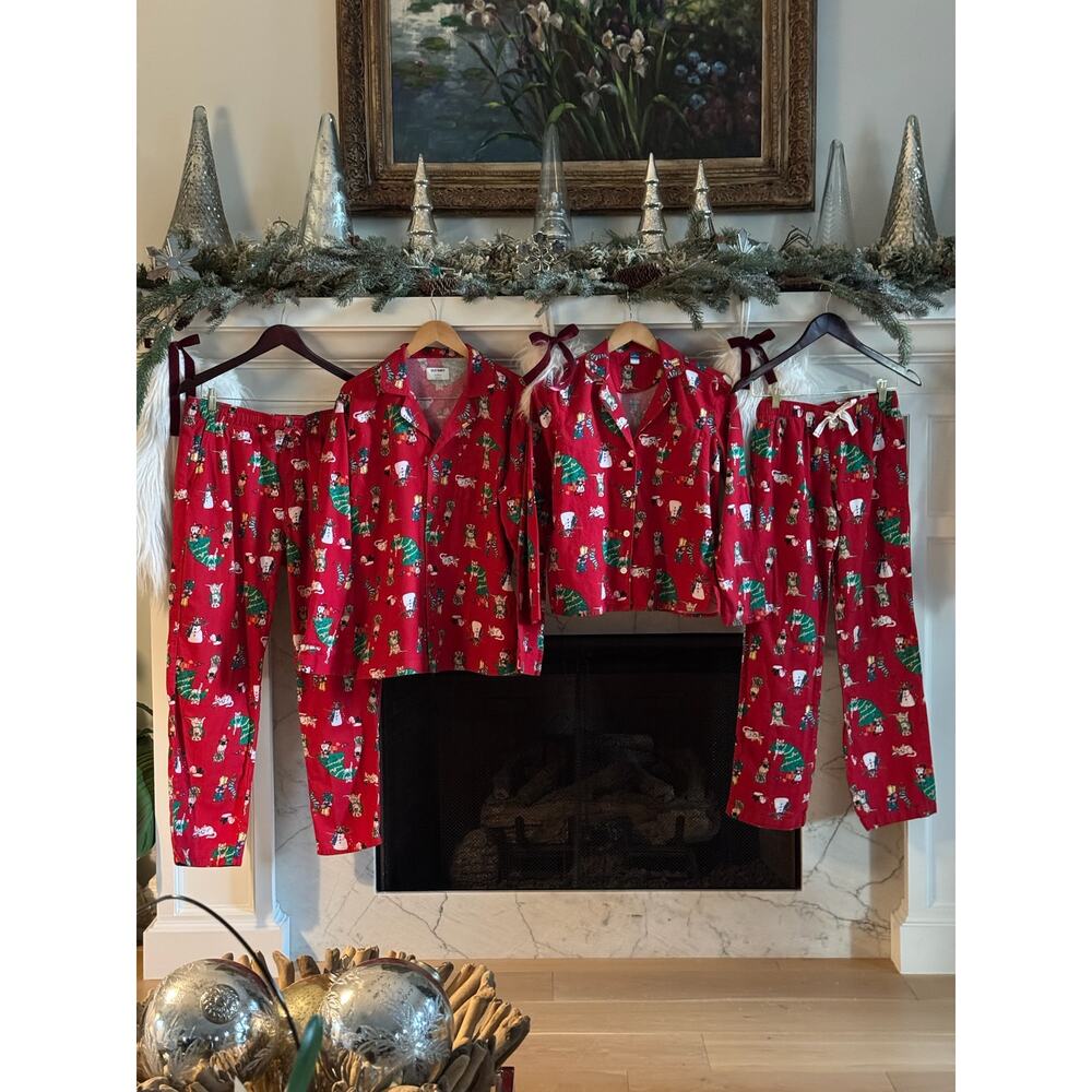 Old Navy Family Christmas Pajamas 1 XS, 1 XL Matching Flannel Pets Print 2 Pair